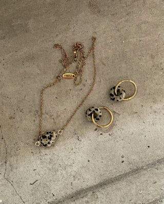 Fuss-free jewellery for everyday ☁️ Non-tarnish & sweat resistant! 

RM 5 off with code WELCOME at checkout